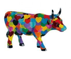 Heartstanding Cow (medium resin)