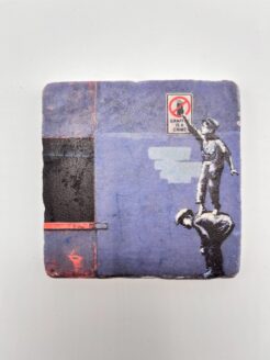 Banksy Tegel 'Graffiti Is A Crime'