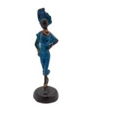 Afrikaans Blauw Beeldje van Dame met Hand op Heup
