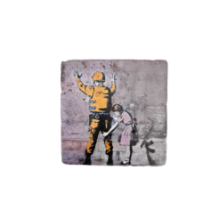 Banksy Tegel ‘Girl Frisking Soldier’