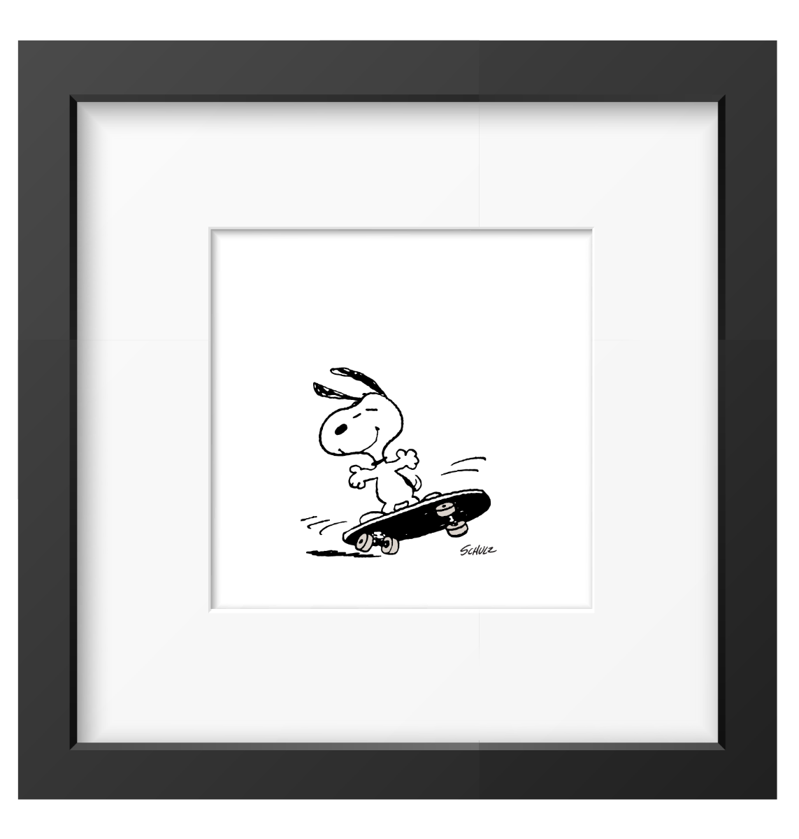 Snoopy rijdt lachend op een zwart skateboard, ingelijste zwart-wit Peanuts print in zwarte lijst